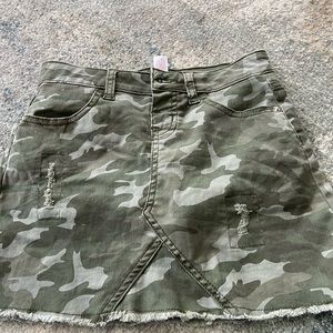 Girls camouflage justice skirt